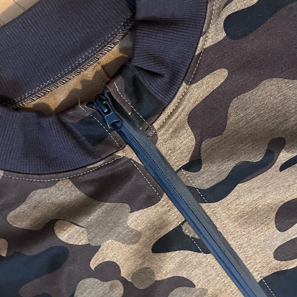 Camouflage track jacket - Picture 2 of 7